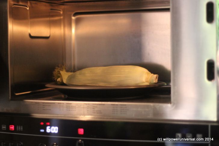 Corn on the Cob Microwave Directions Image Corn on the Cob Microwave Directions Image